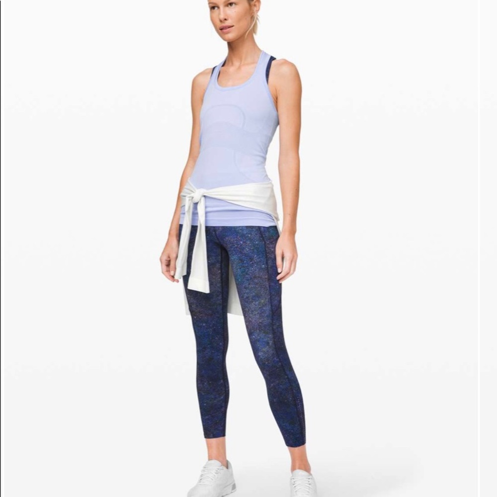 Lululemon Swiftly Tech Racerback Tank in Lavender Dusk size 8